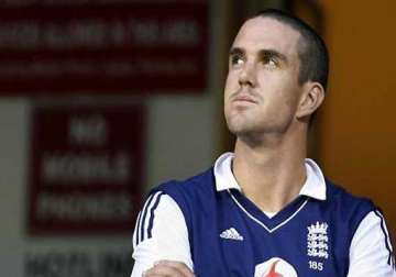 kevin pietersen retires from odis and t20s