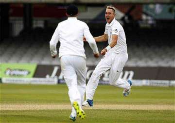 know a unique record made by english cricketer stuart broad