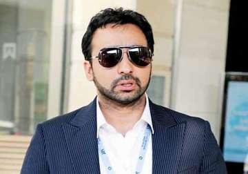 kundra hits out at media after questioning in ipl scandal