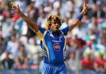 lasith malinga opts for mumbai indians over sri lankan team in clt20