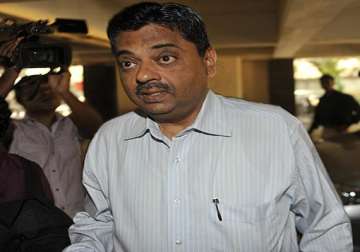 mca slaps 5 year ban on ratnakar shetty for making false charges