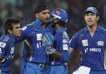 mumbai indians win clt20 beating rcb by 31 runs