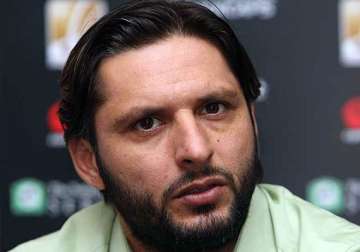 majeed tried approaching me too afridi