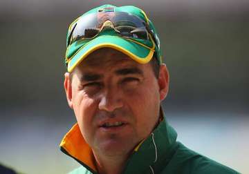 mickey arthur says will be interesting to see how india plays in perth