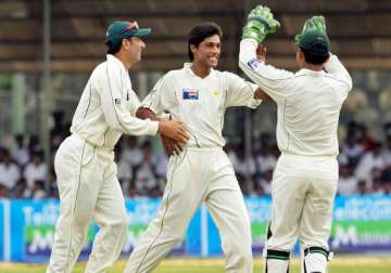 misbah says return of amir too early to predict