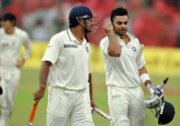 india clinch series after winning third test by 6 wickets