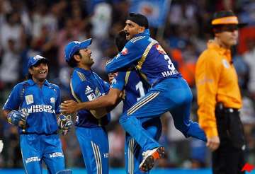 mumbai eying encore of 2010 final with win over rcb