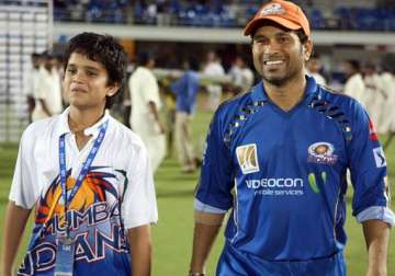 my son is in love with cricket says tendulkar