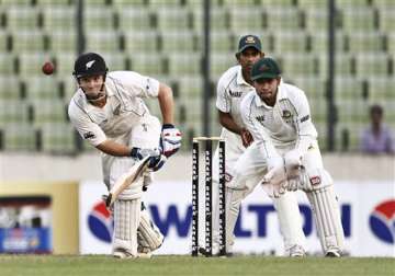 bangladesh 269 3 leads by 114 runs against new zealand