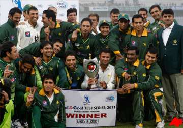 pakistan completes series sweep against bangladesh