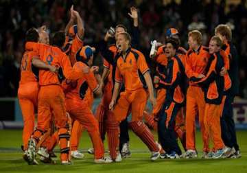 netherlands beat bermuda in world t20 qualifier