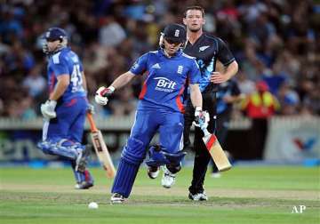 new zealand beats england by 55 runs in 2nd t20