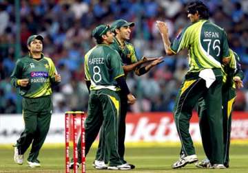 pak captain feels irfan s absence in t20 squad