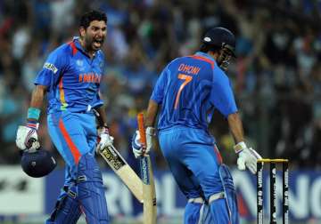kohli smashes unbeaten 78 as india crush pakistan by eight wickets
