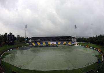 rain forces no play between sri lanka and pakistan before lunch