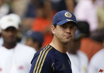 ricky ponting says he s not ready to retire