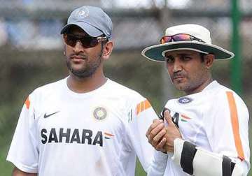 rift in team india as sehwag emerges as a counter to captain dhoni