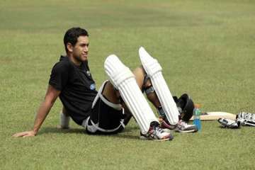 ross taylor named in nz squads to play england