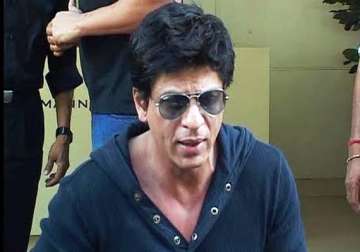 srk tenders apology mca chief to deal with it