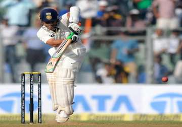 sachin tendulkar makes 74 in 1st innings of his 200th and final test