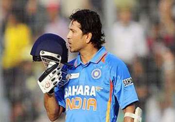 sachin tendulkar rules out retirement for now