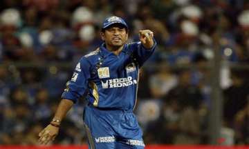 sachin to go to germany for shoulder treatment