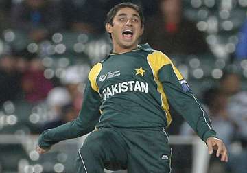 saeed ajmal joins adelaide strikers in bbl