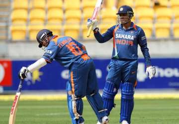 sehwag tendulkar rise in icc odi rankings