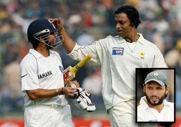 shahid afridi says sachin indeed shivered while facing shoaib