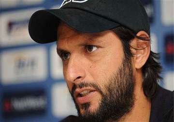 shahid afridi axed from pak odi team for india tour