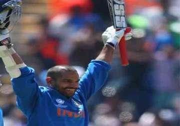 shikhar dhawan becomes first batsman to hit 5 odi tons in 2013