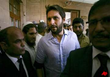 sindh high court suspends pcb hearing on shahid afridi