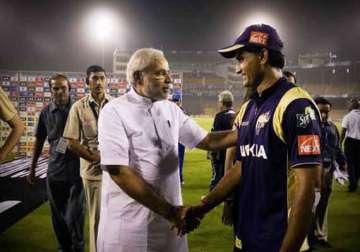 sourav ganguly offered bjp ticket for ls polls