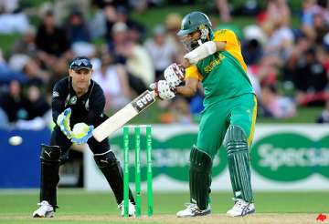 south africa beats nz 6 wickets in 2nd odi