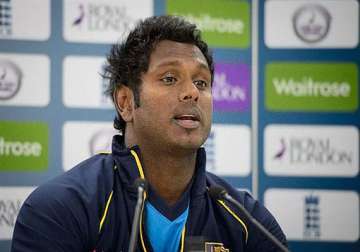 sri lanka wins toss elects to bat in 2nd odi against pakistan