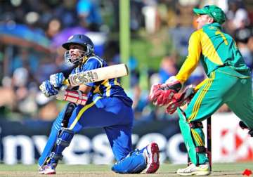 sri lanka beats south africa by 5 wickets in 4th odi