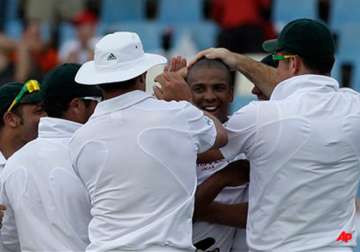 south africa races to innings win over sri lanka