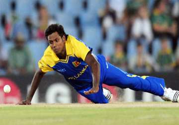 sri lanka s angelo mathews ruled out of asia cup