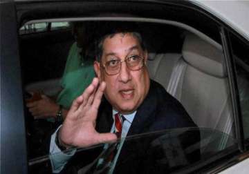 srinivasan appears in court for case involving jaganmohan reddy
