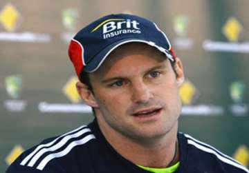 strauss blames poor bowling and fielding for shock loss