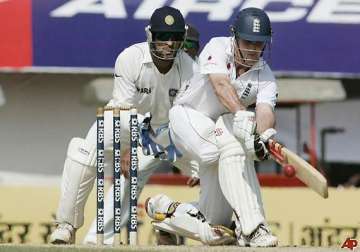 strauss is defensive dhoni thrives on aggression vaughan