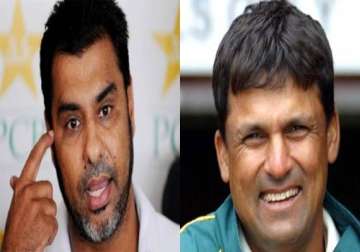 veteran players moin waqar top contenders for pakistan coaching job