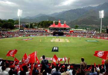 virbhadra asks ipl organisers to foot police bill for dharamsala matches