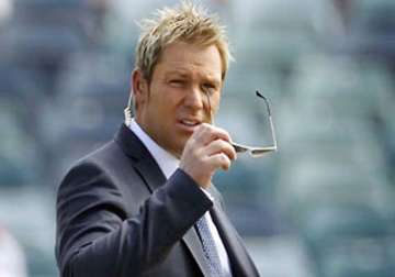 warne criticises dhoni says youngsters lack fighting spirit