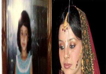 watch rare pics of sakshi s journey from her toddler years to dhoni s wife
