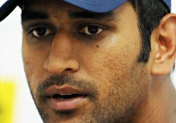 we are hoping to do well in australia says dhoni