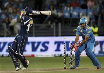 white fires as deccan pull off maiden win in ipl v