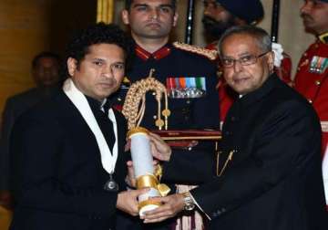 will continue to bat for india says bharat ratna sachin tendulkar