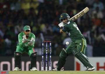 world t20 pak storm into super eights after nazir s onslaught