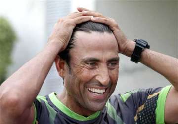 younis khan wants a recall for world cup